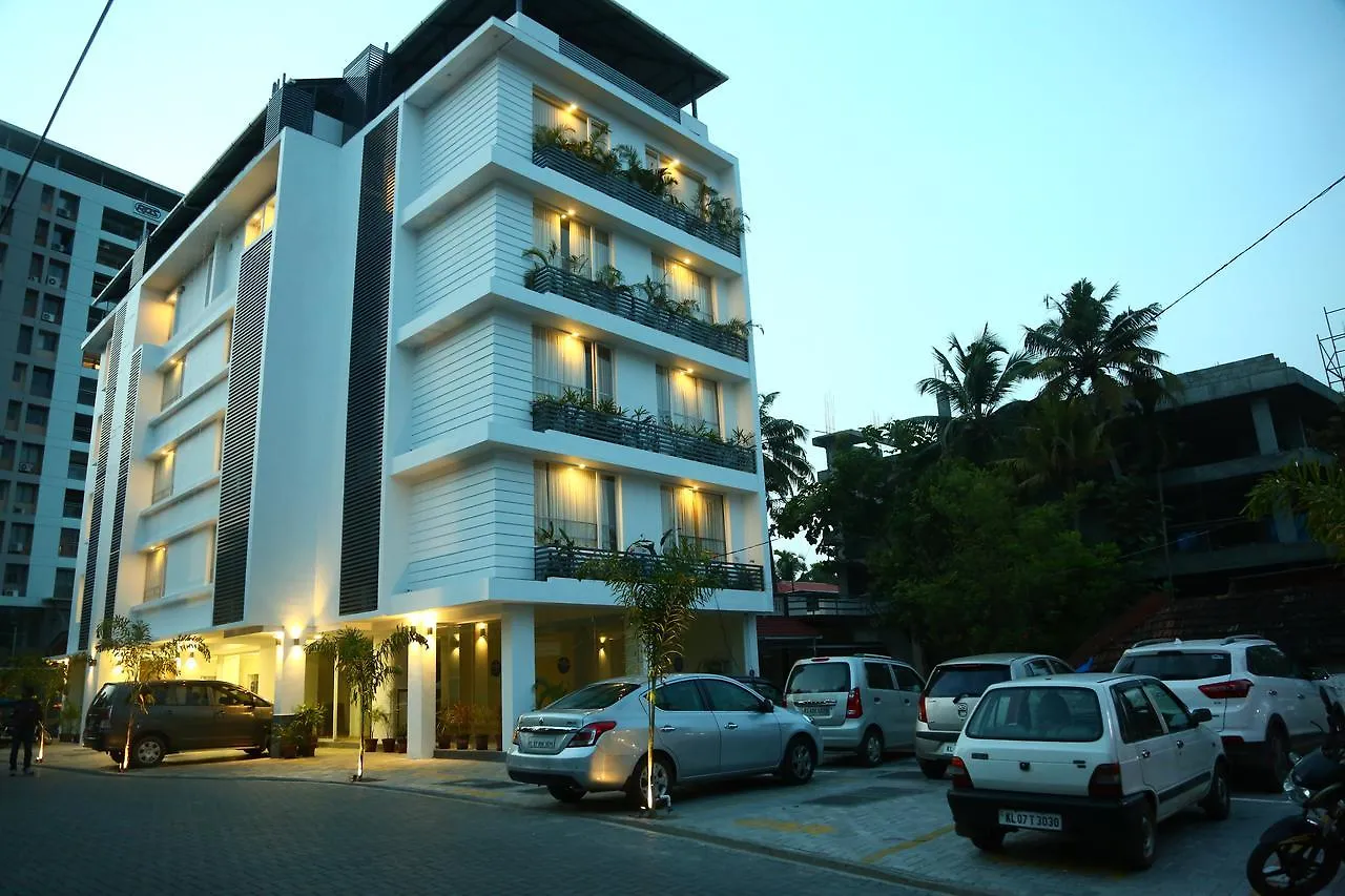 Niko Hotels Kochi 3*,